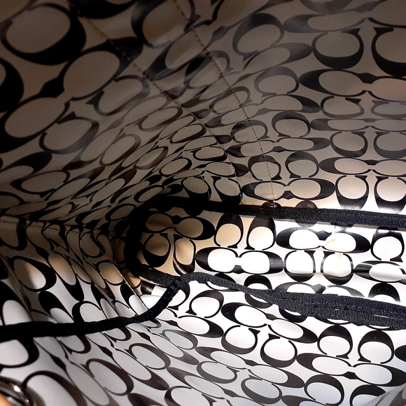 Coach Black and Brown Tote Bag - Picture 14 of 14